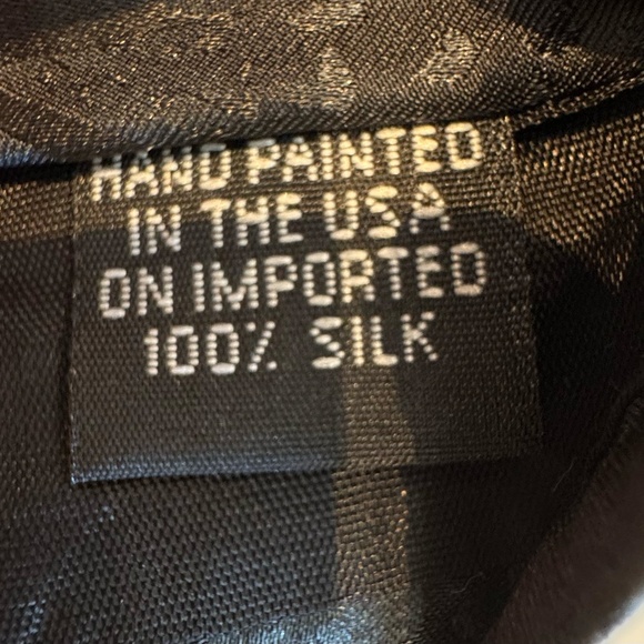 Silk tie with Matching handkerchief in floral pattern. - Picture 2 of 2